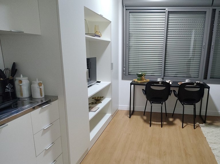 Studio Executivo na Av. João Pessoa – Fácil Acesso