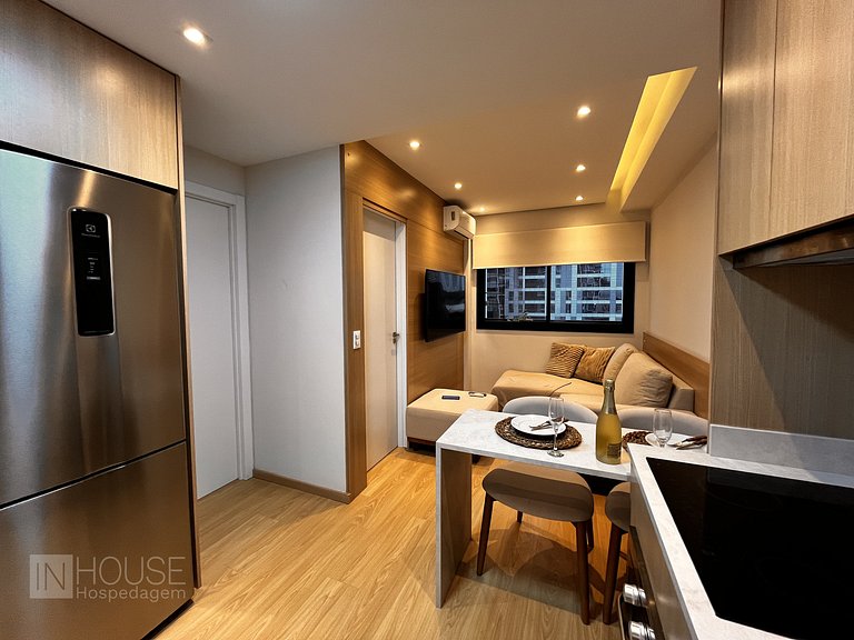 Apto 1 Quarto Premium no Go Carlos Gomes