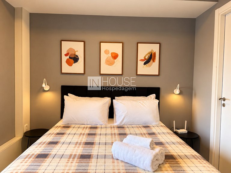 Studio com cama queen próximo à Redenção e à UFRGS