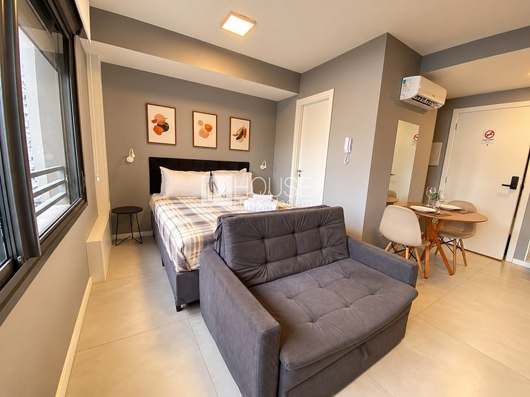 Studio com cama queen próximo à Redenção e à UFRGS