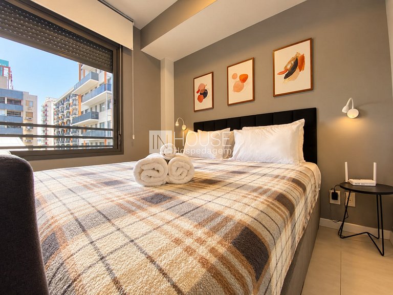 Studio com cama queen próximo à Redenção e à UFRGS